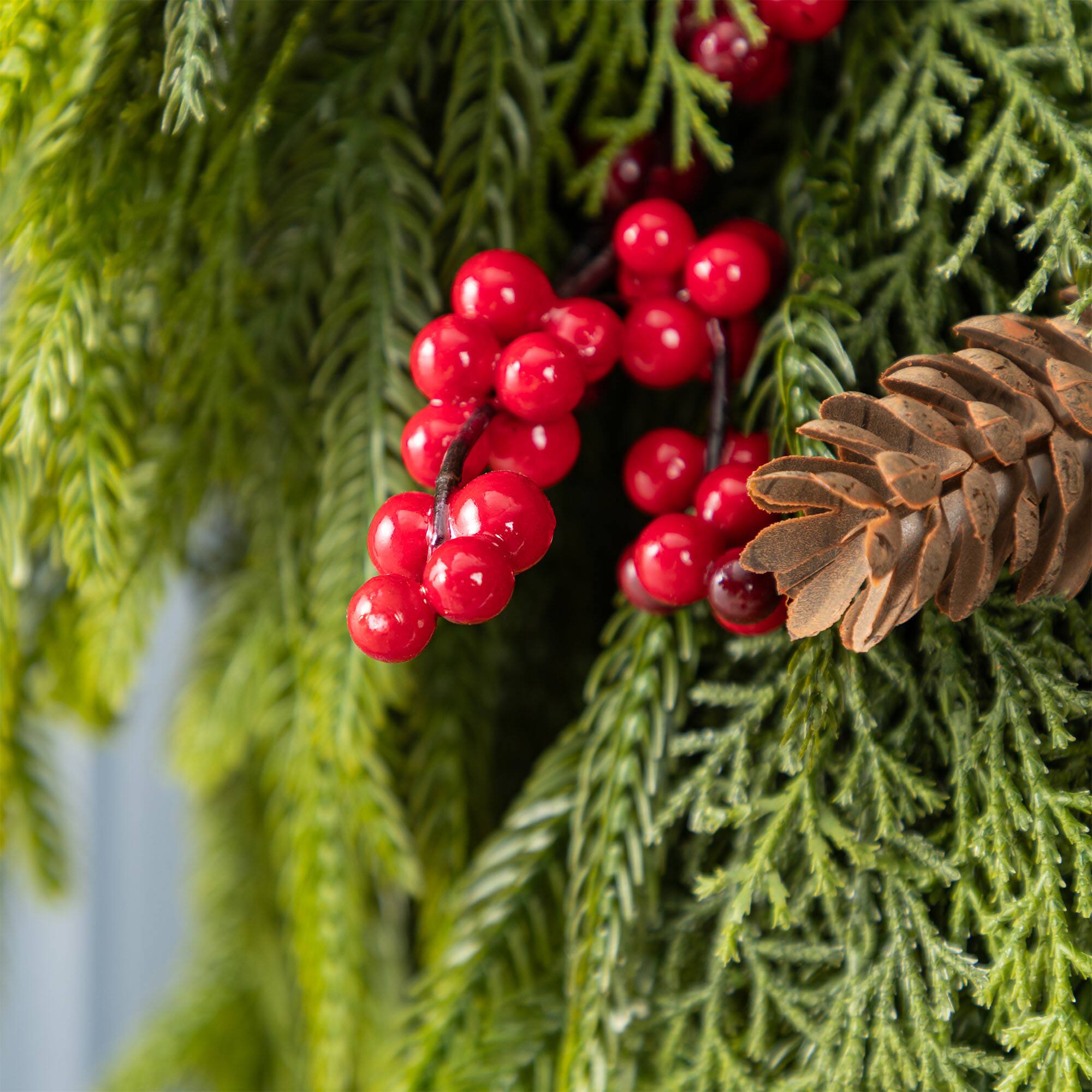 Glitzhome® 24"D Christmas PE Wreath with Pinecones and Red Berries
